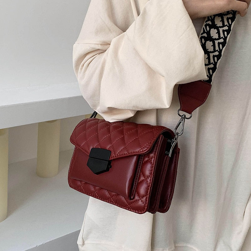 Isabella™ Attrazione Senza Tempo | Borsa a Spalla Elegante
