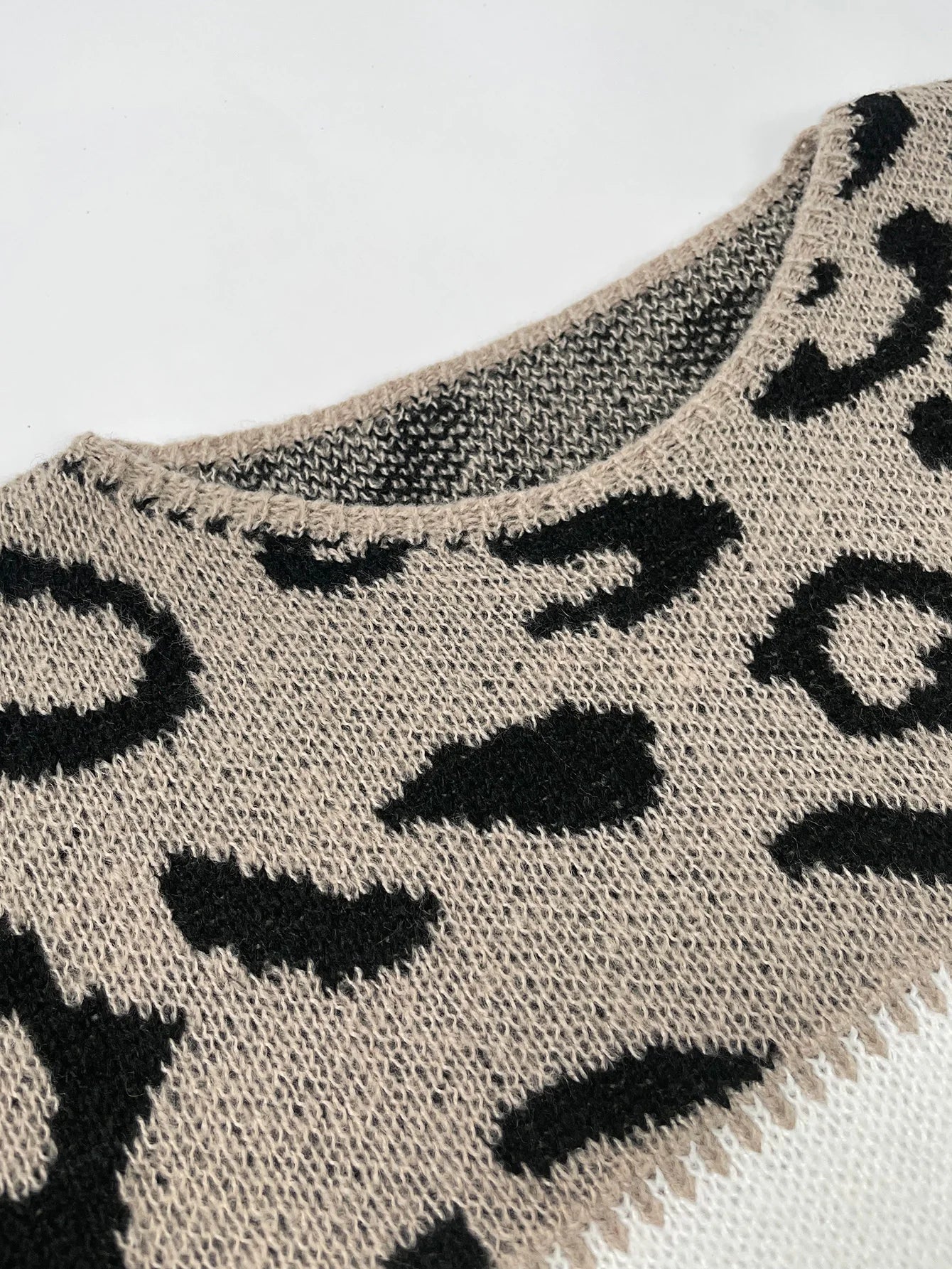 Penelope™ - Maglione alla Moda con Stampa Leopardo