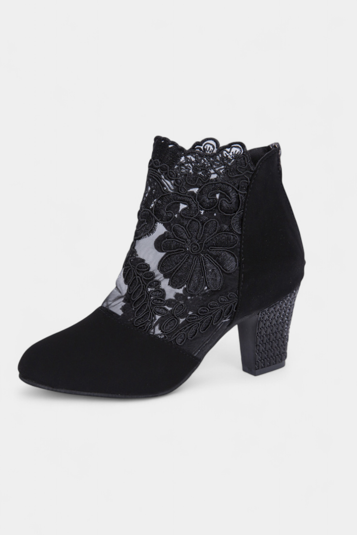 Alaine Tacchi Bianchi con Pizzo Floreale