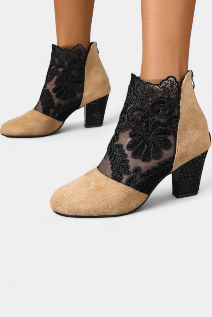 Alaine Tacchi Bianchi con Pizzo Floreale