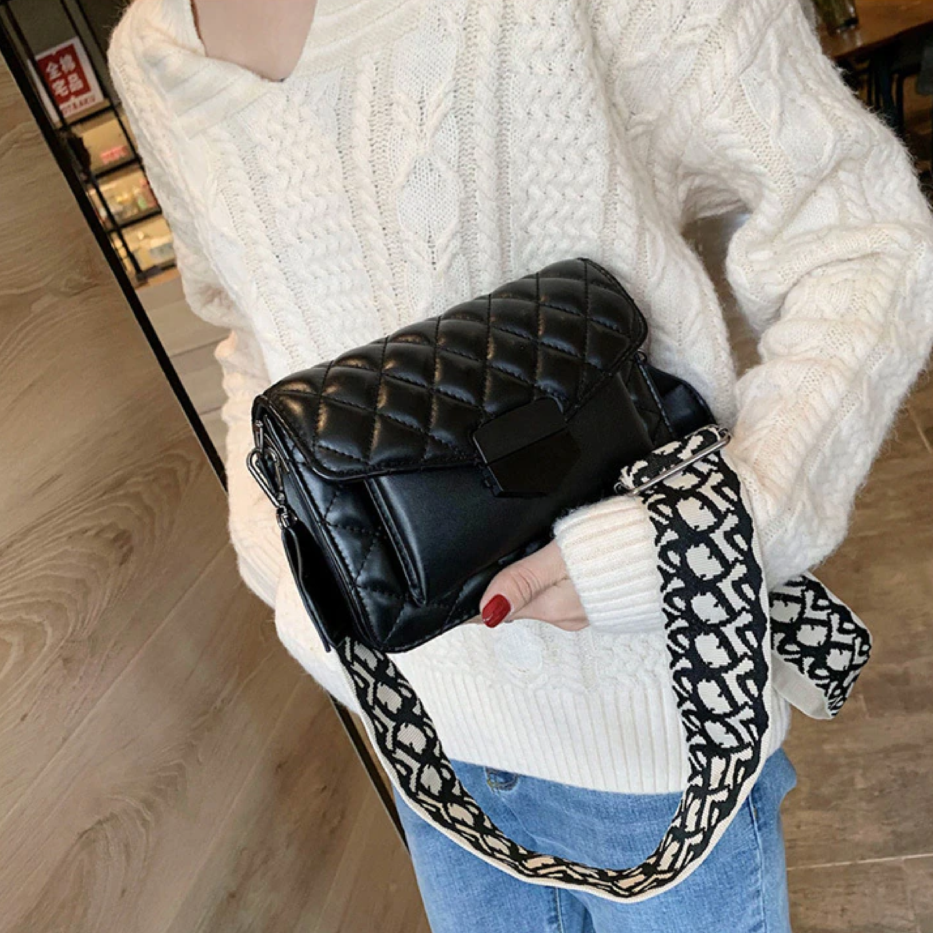 Isabella™ Attrazione Senza Tempo | Borsa a Spalla Elegante