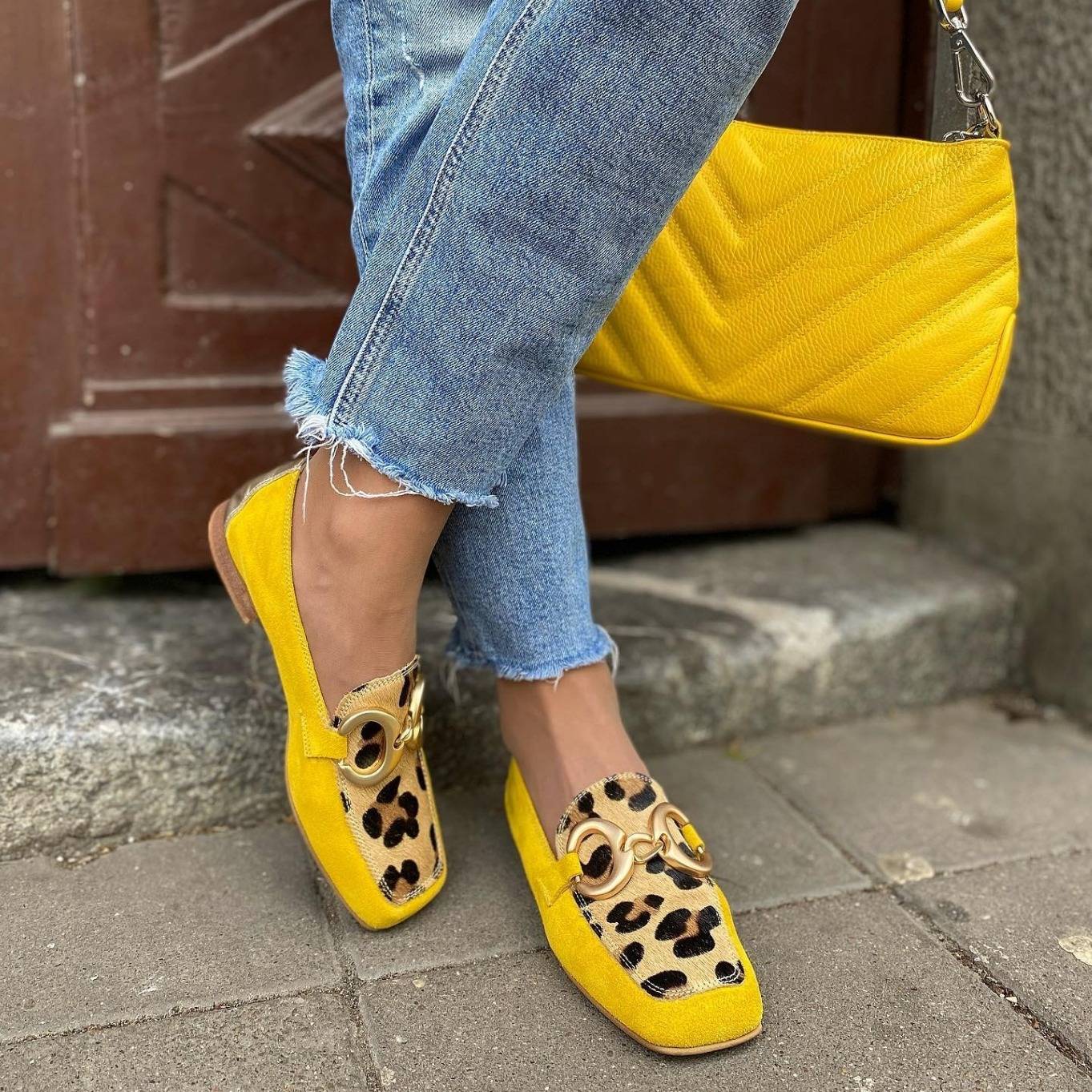 Sneakers Sonia con Stampa Animale e Fibbia Decorativa