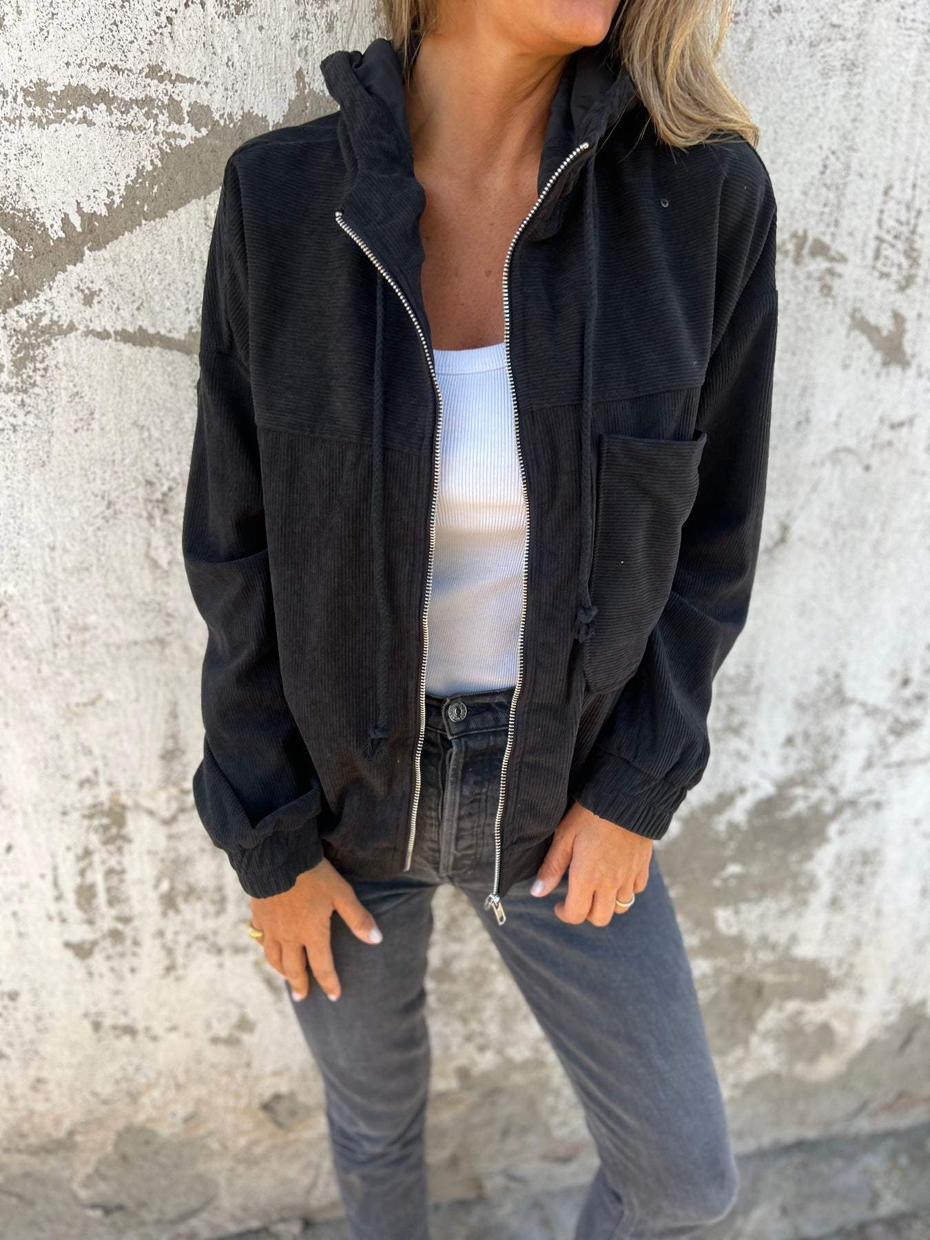 Grace™ - Giacca in Corduroy Comoda e Casual con Cappuccio e Zip