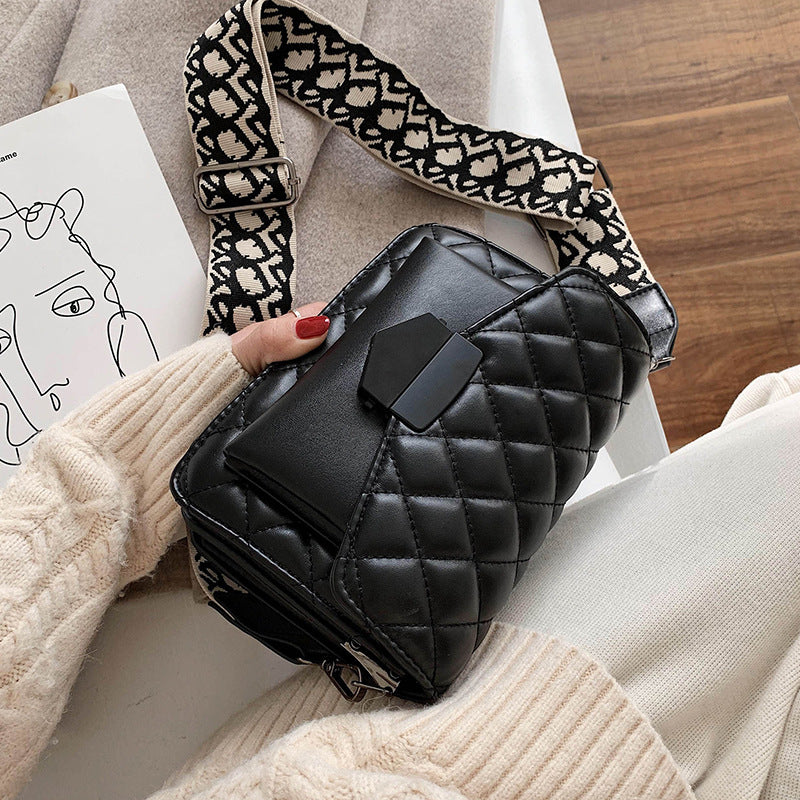 Isabella™ Attrazione Senza Tempo | Borsa a Spalla Elegante