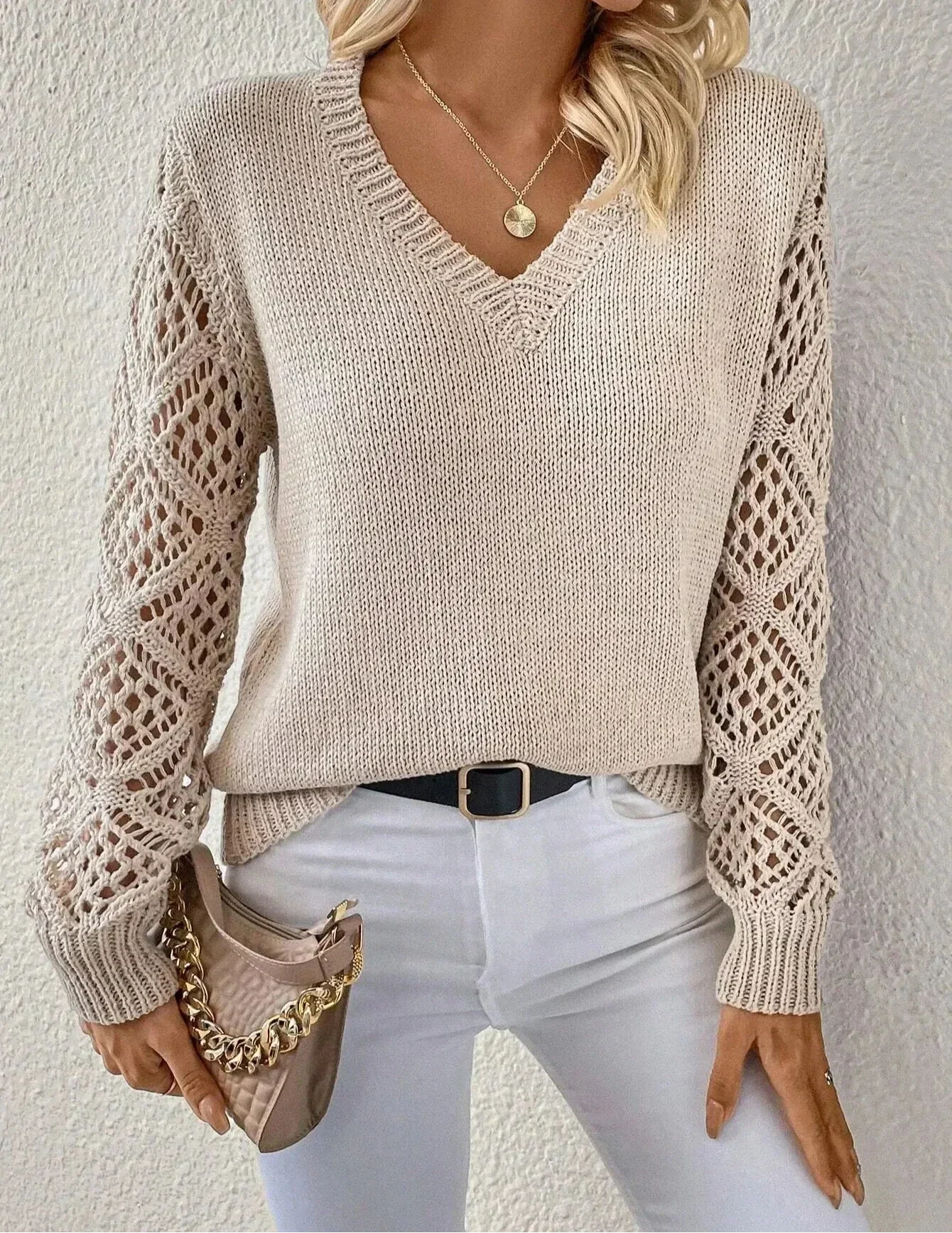 Aubrey™ - Maglione V-Neck Elegante con Dettagli Fatti a Mano