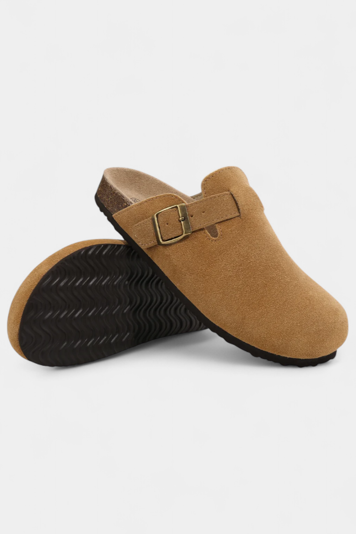 Zoccoli Unisex Aubree in Camoscio con Fibbia Regolabile
