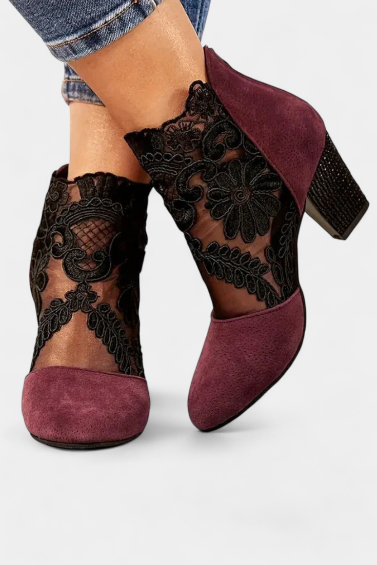 Alaine Tacchi Bianchi con Pizzo Floreale