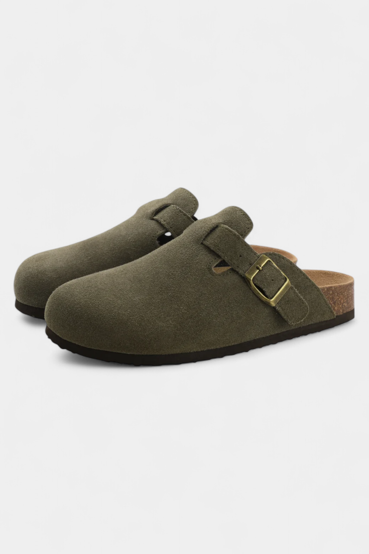 Zoccoli Unisex Aubree in Camoscio con Fibbia Regolabile